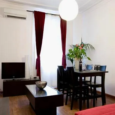 Appartamento 5-bed In The Heart Of The *